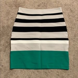 Express stretch skirt